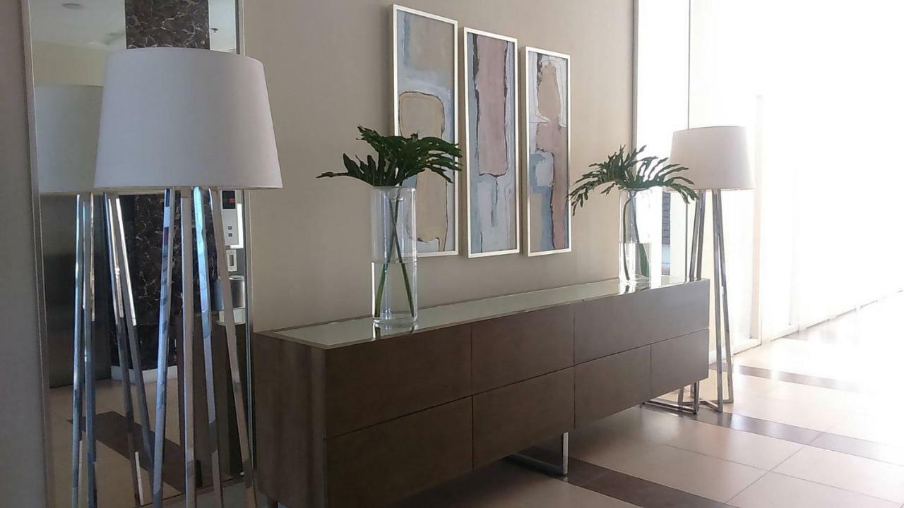 Marquee Residences Angeles Luaran gambar