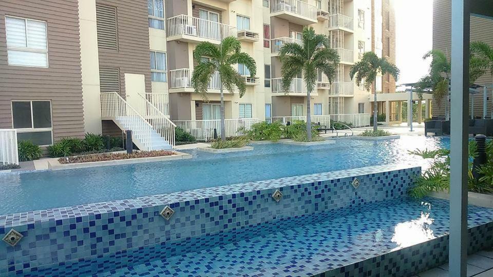 Marquee Residences Angeles Luaran gambar