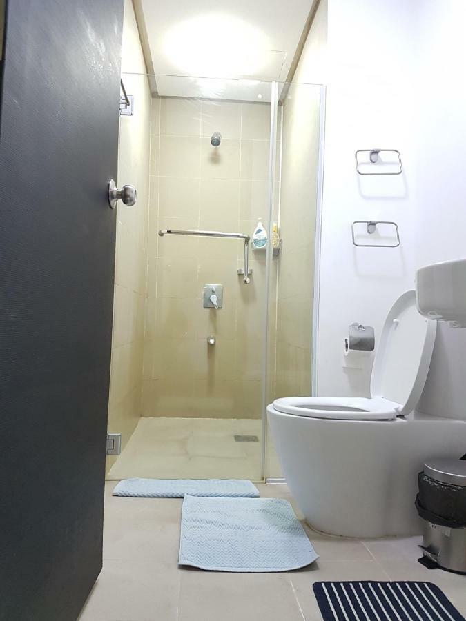 Marquee Residences Angeles Luaran gambar