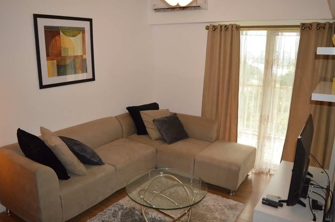Marquee Residences Angeles Luaran gambar