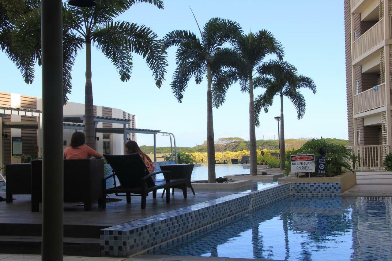 Marquee Residences Angeles Luaran gambar